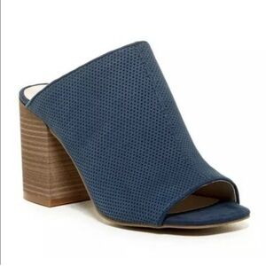 Kenneth Cole Blue Suede Top Notch Block Heel Mules Size 7.5
